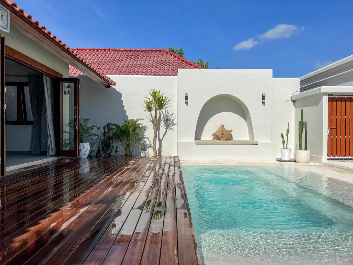 Moana Villa & Suites Bingin 울루와뚜 외부 사진