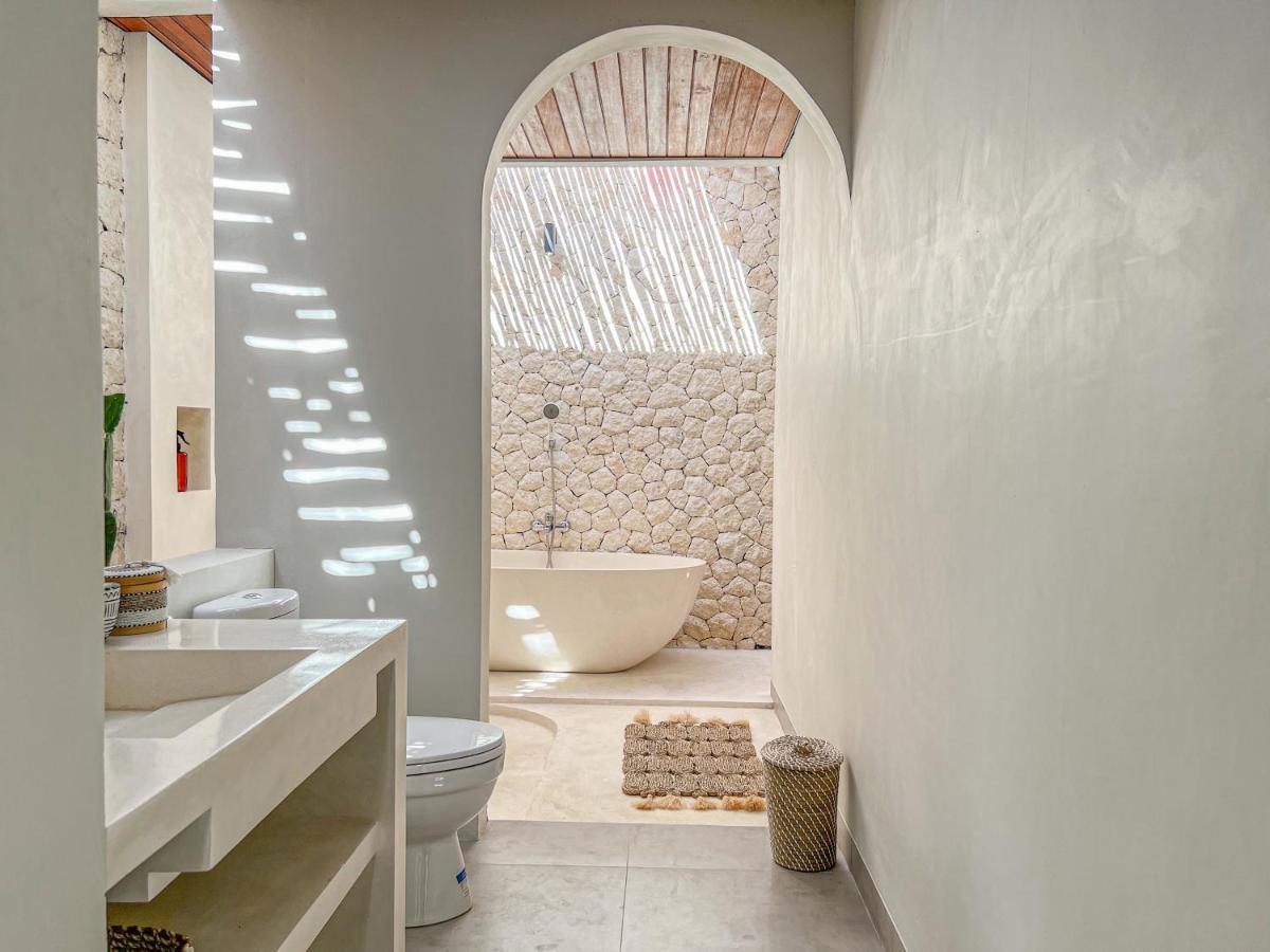 Moana Villa & Suites Bingin 울루와뚜 외부 사진