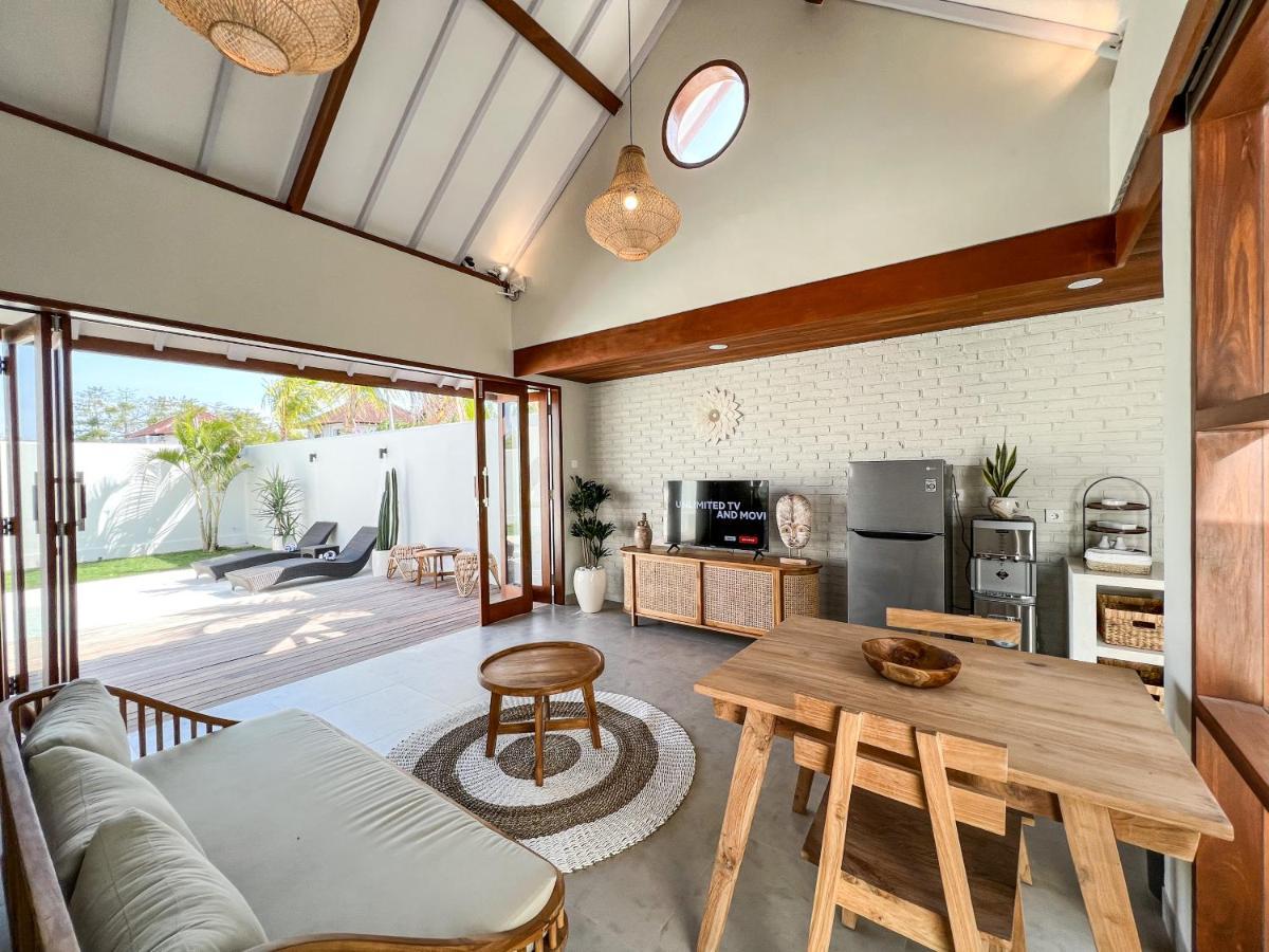Moana Villa & Suites Bingin 울루와뚜 외부 사진